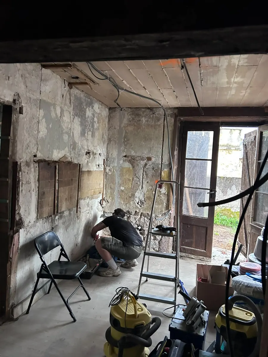 Rénovation électrique complète d'une maison ancienne